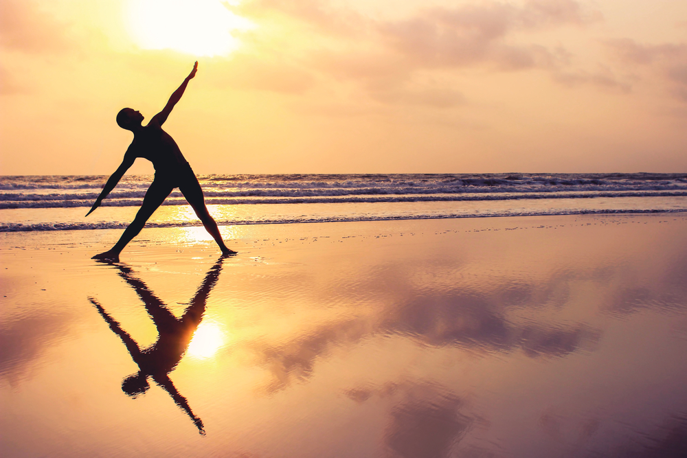 yoga en la playa yoga en la playa