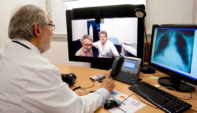 medicos a distancia