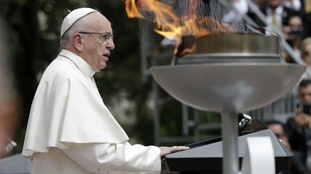 En enero el Papa Francisco negó las acusaciones de que el clero chileno había encubierto el abuso sexual En enero el Papa Francisco negó las acusaciones de que el clero chileno había encubierto el abuso sexual