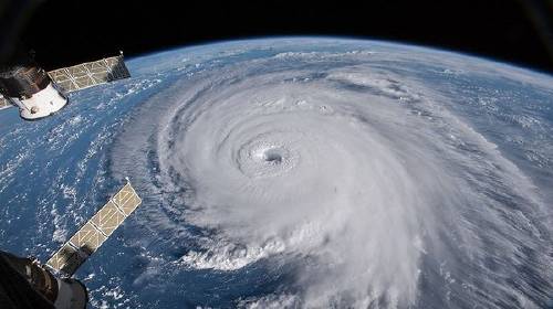 ¿Y ahora qué? Inicia la ira del huracán Florenc