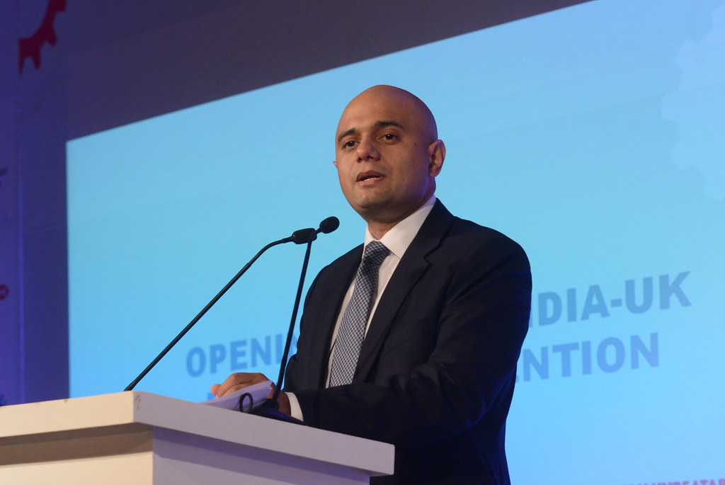 Sajid Javid Reino Unido levantará todas las restricciones y estima que los casos diarios de COVID llegarán a 100 mil
