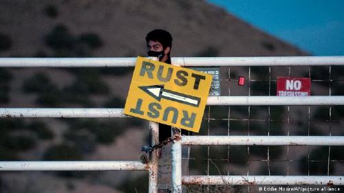 59606425_303 59606425_303