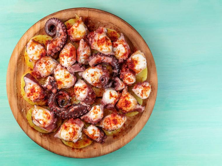 Pulpo_a_la_gallega Pulpo_a_la_gallega.jpg