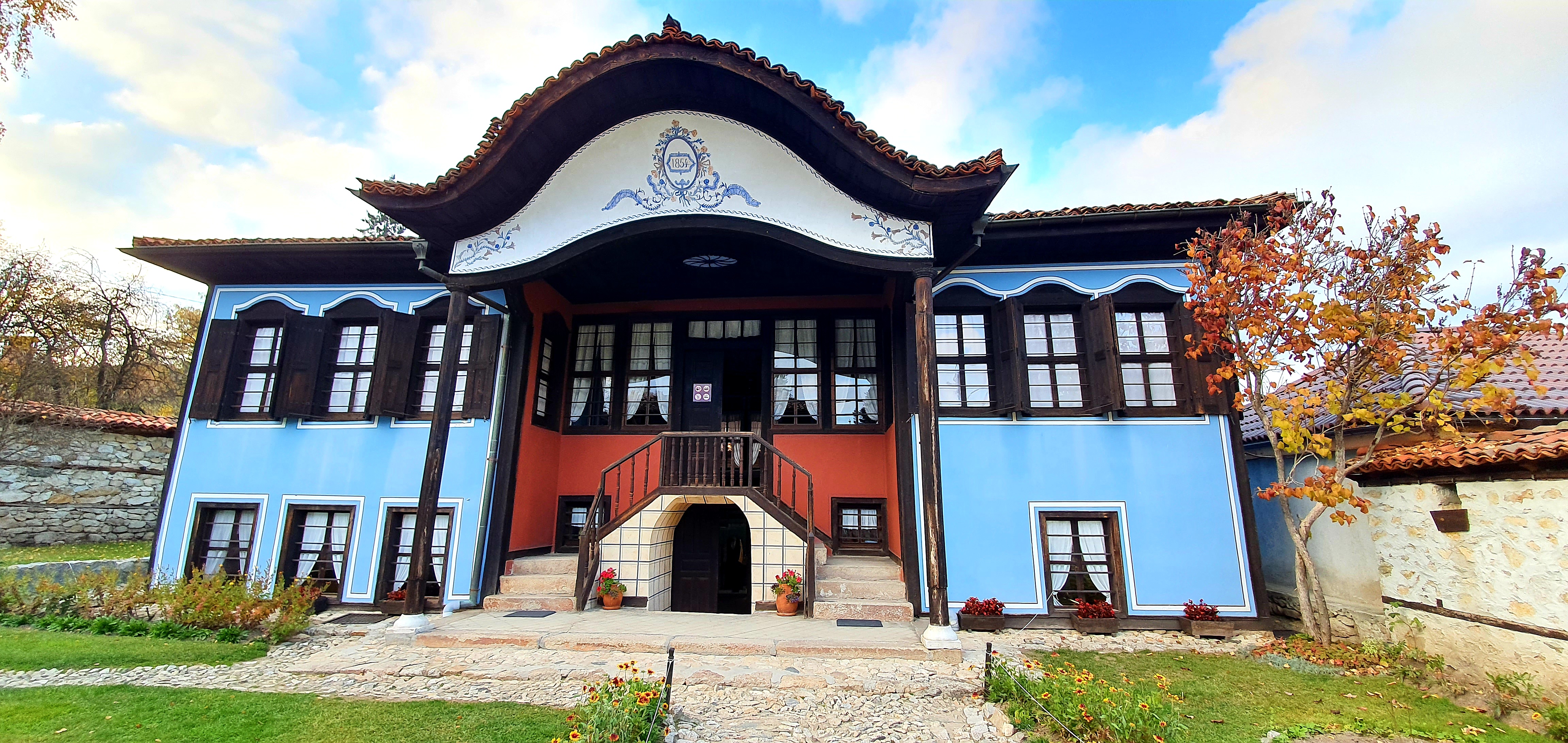 Museo Etnográfico Casa Lyutov 1 Museo Etnográfico Casa Lyutov 1