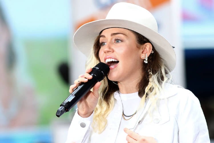 miley cyrus cantante