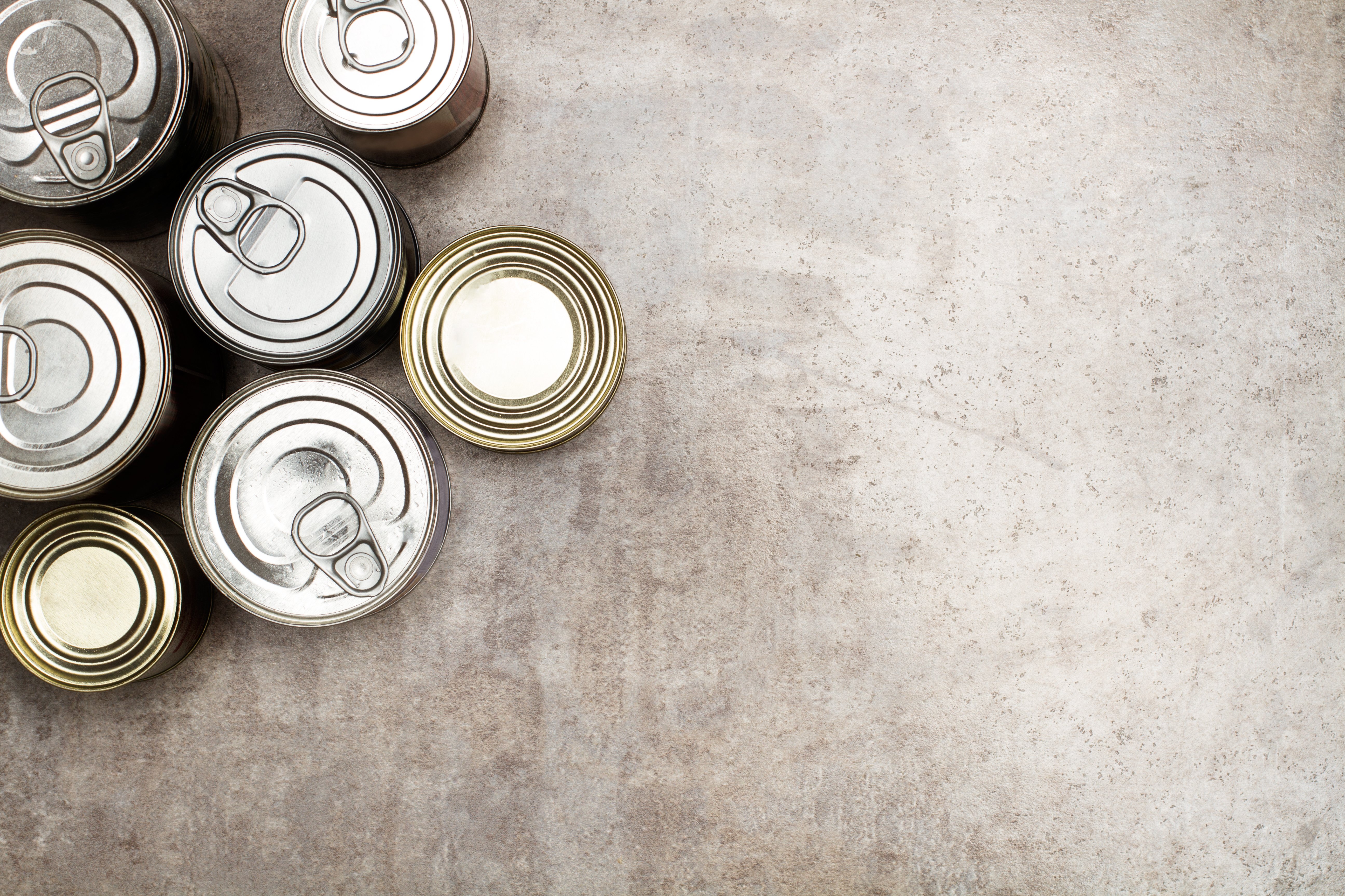 latas de cerveza