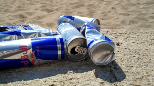 reciclado España implementa recompensa de dinero al reciclar botellas, latas y briks