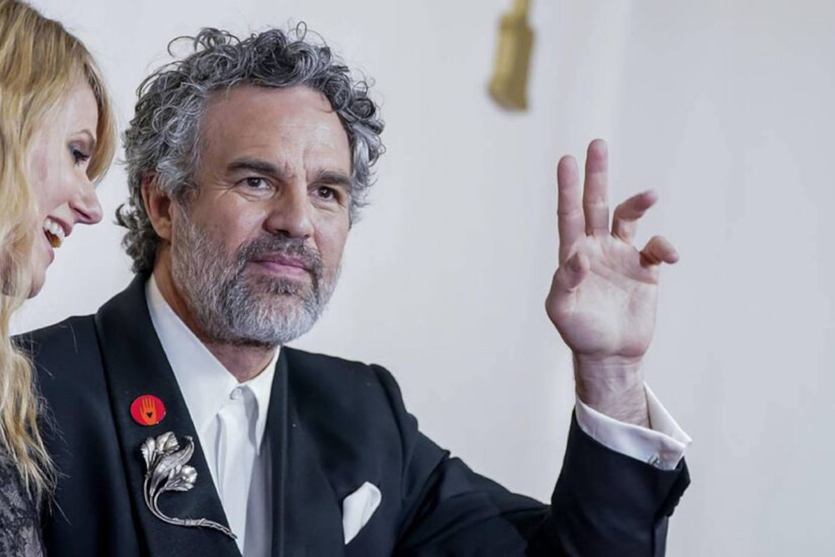 oscar 2024 pin rojo_3 oscar 2024 pin rojo_3