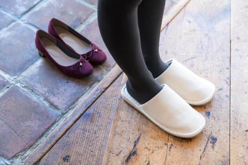 Sacarse zapatos casa Sacarse zapatos casa