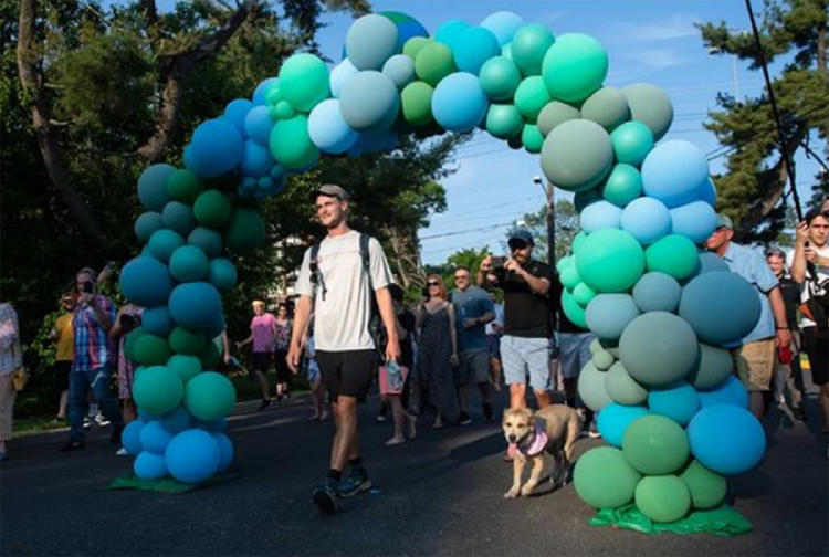 HOMBRE Y PERRO2 Instagram @TheWorldWalk HOMBRE Y PERRO2 Instagram @TheWorldWalk