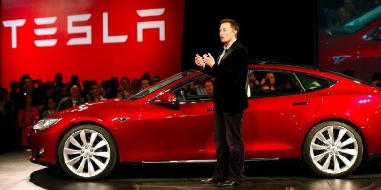 Éste es el gigante que planea comprar a Tesla