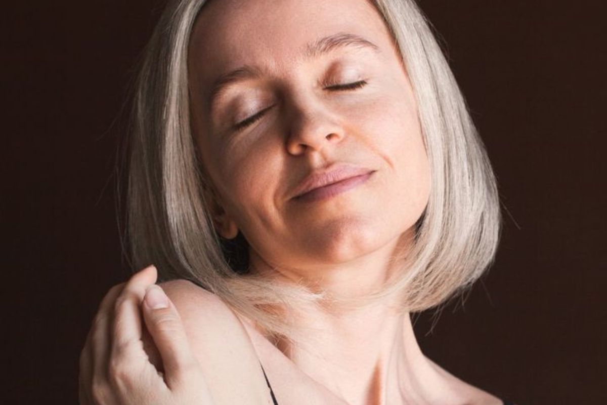 Ser autosexual implica sentir deseo y placer a partir del vínculo con uno mismo. Te explicamos qué significa y cómo se manifiesta. (Imagen: Pinterest)