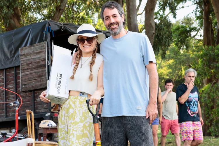 Festival Amanita es una experiencia inmersiva de acampe que combina música, arte, yoga y talleres en un entorno natural