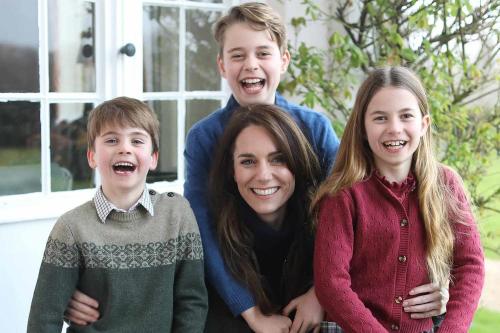 Kate Middleton Mothers Day 03102402 f2b6778d88b2413d995024b5f7808d5f Kate Middleton Mothers Day 03102402 f2b6778d88b2413d995024b5f7808d5f