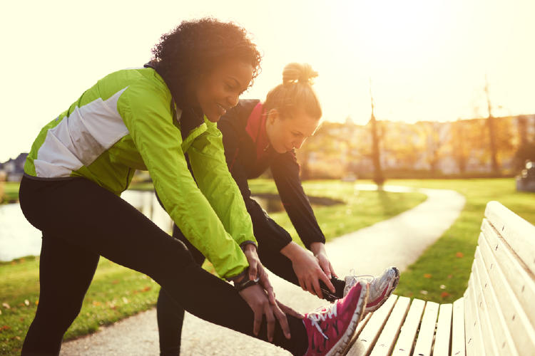 mujeres entrenando