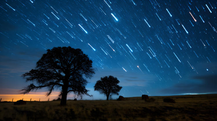 lluvia de estrellas AdobeStock_650778210