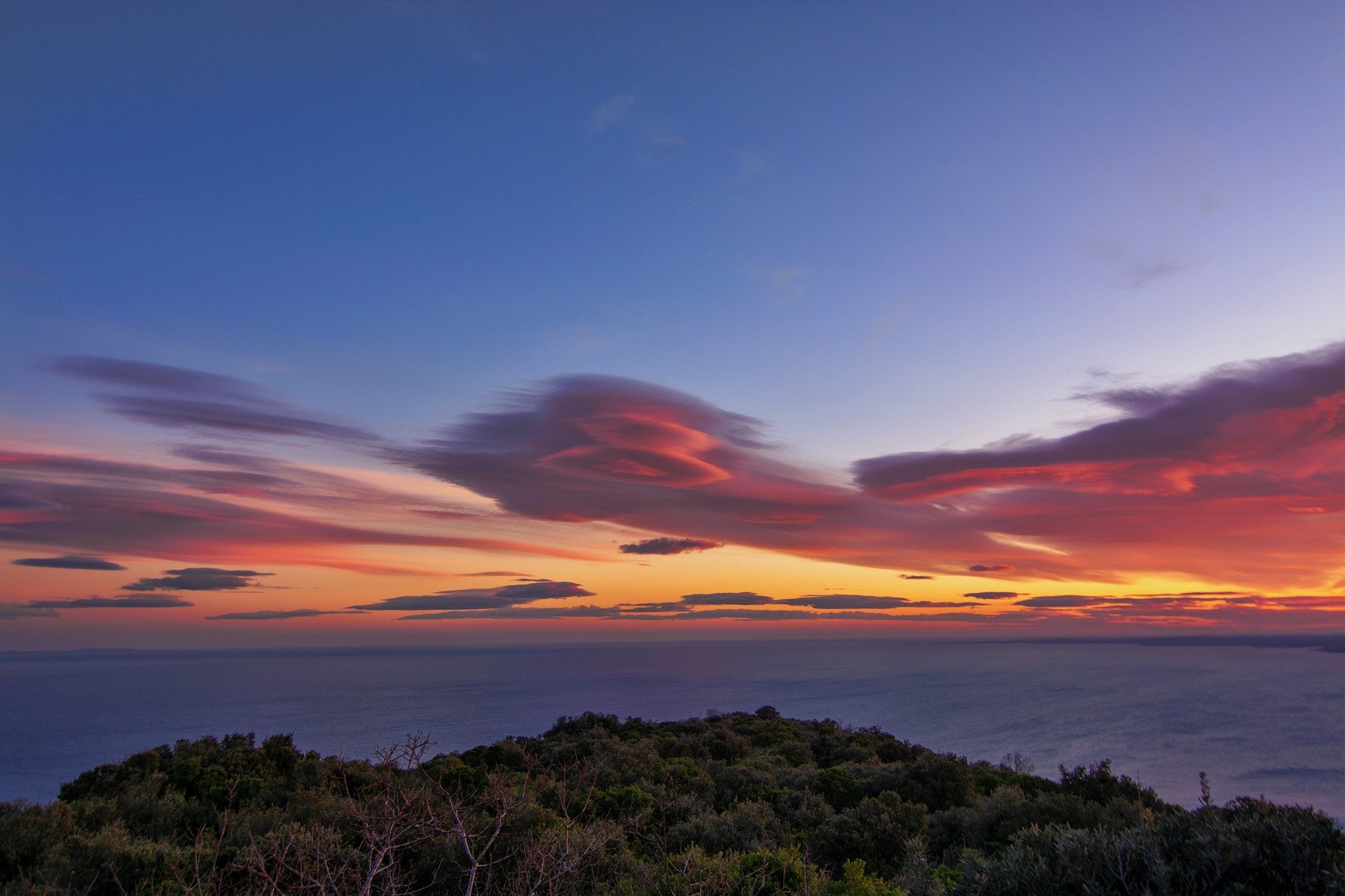 nubes lenticulares universo jpg