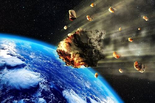 Estos tres asteroides pasarán peligrosamente cerca de la Tierra mañana sábado