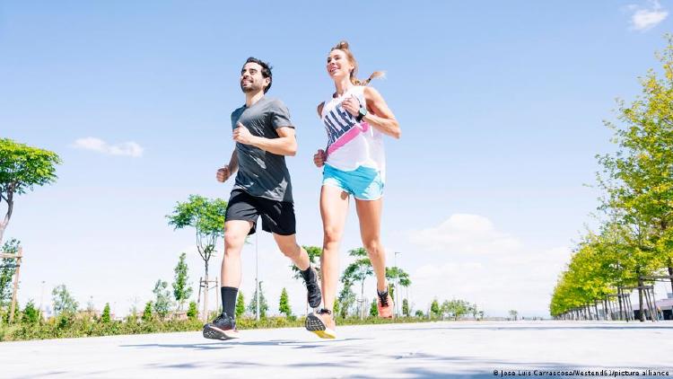 Alimentación y ejercicio físico Alimentación y ejercicio físico