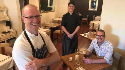 activista critica chef que prohibio veganos de restaurante3 activista critica chef que prohibio veganos de restaurante3