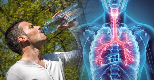 ¿Es seguro tomar agua helada luego de hacer ejercicio intenso?