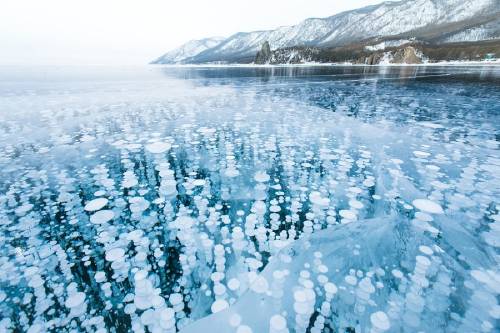 burbujas lago congelado