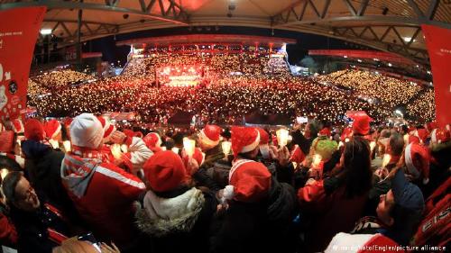 55675890_303 55675890_303