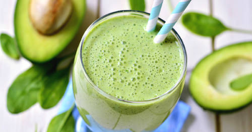 3 recetas de batidos para fortalecer los huesos de manera natural