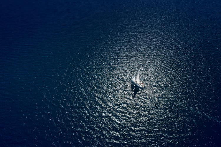 barco oceano