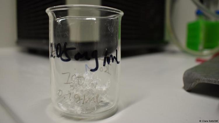 Biodegradar botellas de plástico Los científicos intentan biodegradar las botellas de plástico. Los resultados aún no se han publicado.