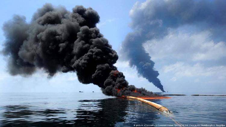 48096077_906 48096077_906