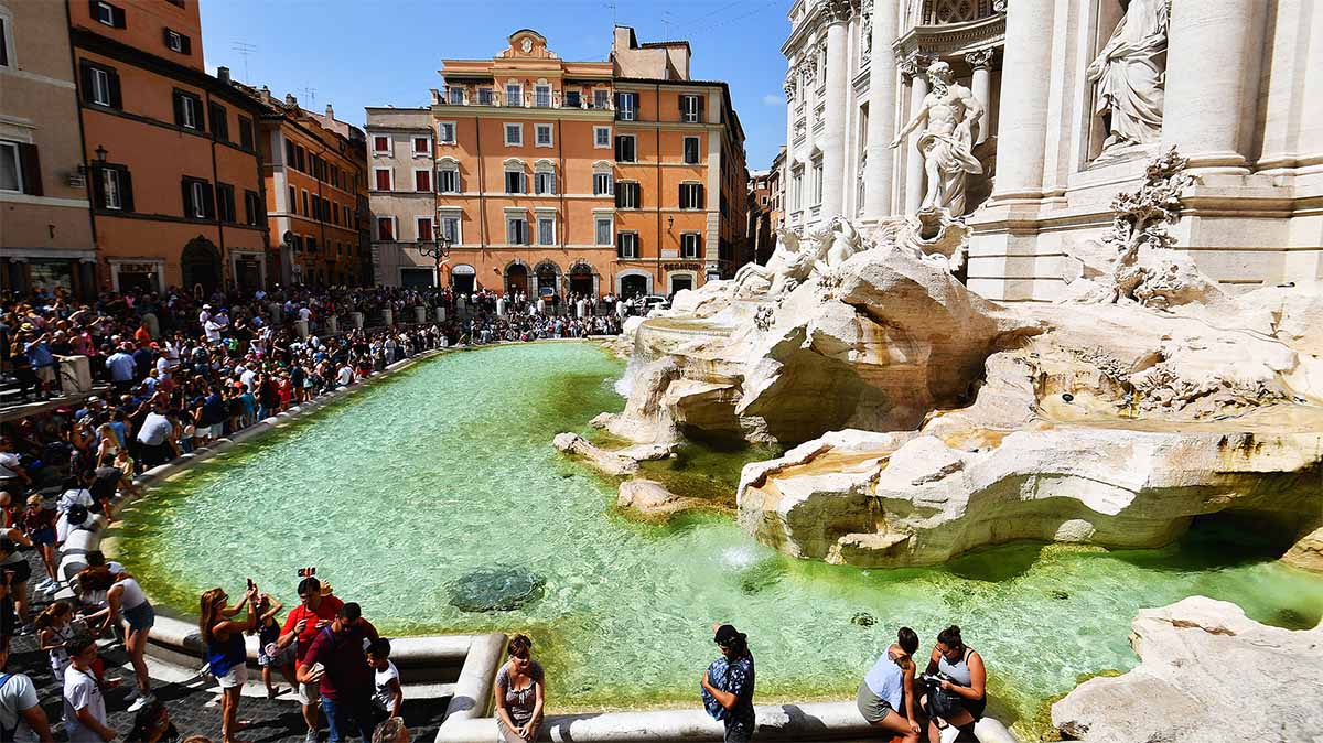 fontana di trevi2 fontana di trevi2
