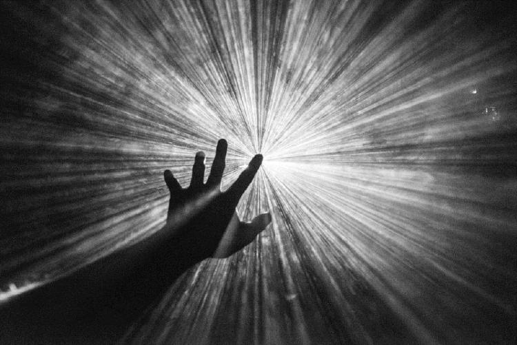 luz tunel más allá luz tunel más allá