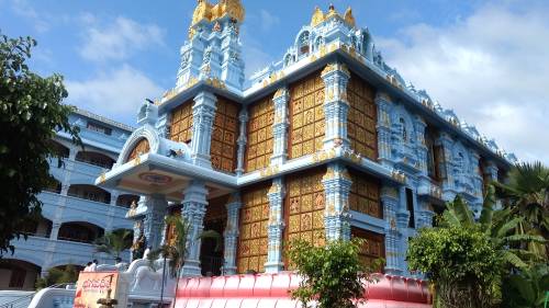 5 ashrams en India: los sitios para retiros espirituales más visitados