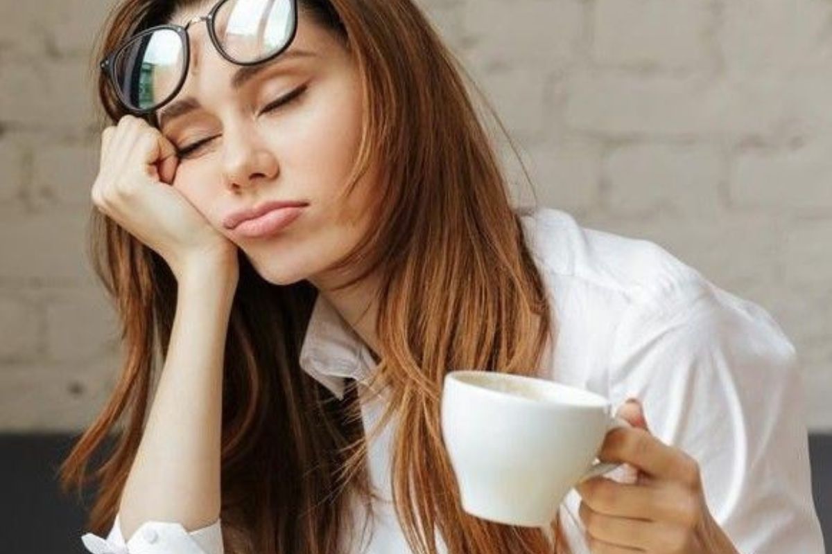 mujer con sueño Harvard explora las herramientas para mejorar la comprensión y el tratamiento de los trastornos del sueño.