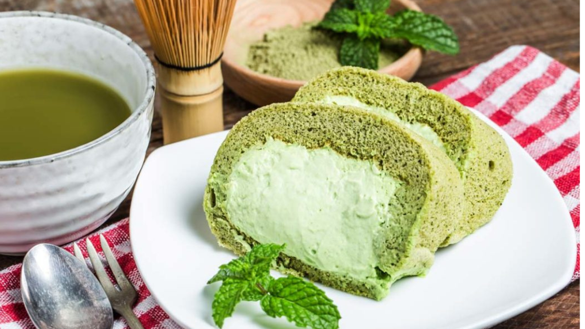 matcha bizcocho El matcha contiene catequinas, que combaten el envejecimiento y reducen el estrés oxidativo.