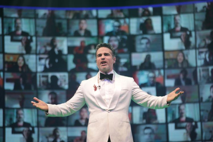 Press 5 Roberto Manrique Press 5 Roberto Manrique