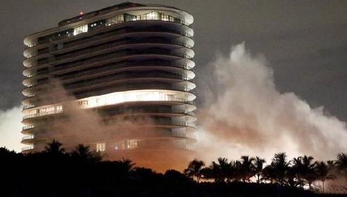 Demolición de edificio Demolición de edificio