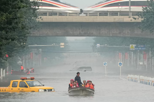 Yakarta Yakarta enfrenta un proceso de hundimiento acelerado que afecta a millones de habitantes y desafía la infraestructura urbana (Infobae.com)