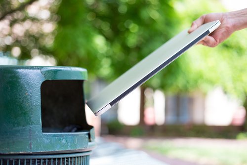basura electrónica shutterstock_195800444