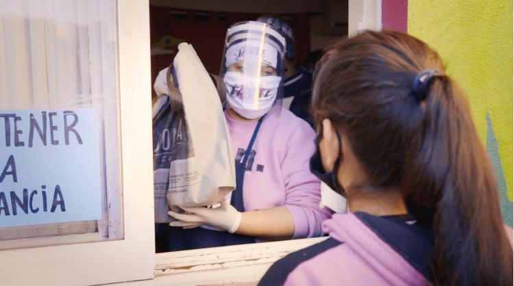 starte tiny mujer (1) starte tiny mujer (1)