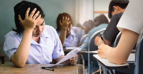 Singapur elimina los exámenes porque aprender "no es una competición"