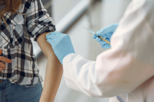 china vacuna En China suministran vacunas no probadas contra el Covid 19