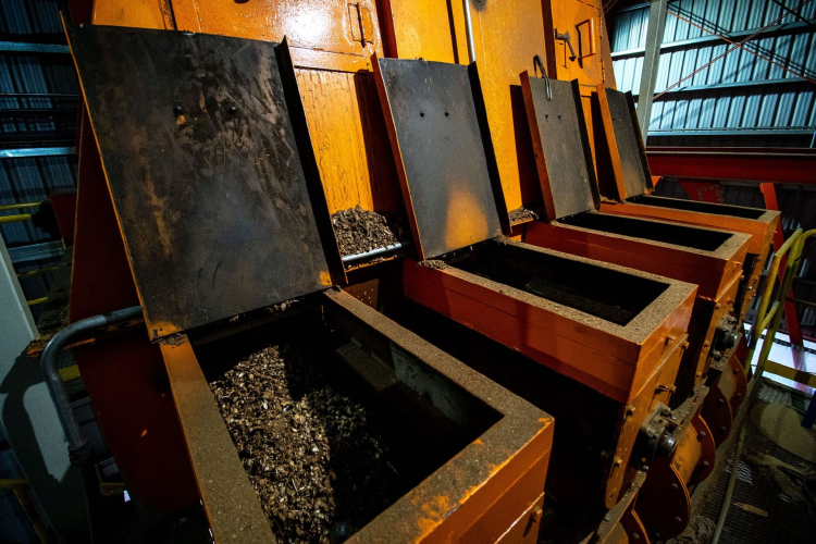 Cascara de mani 1536x1024 Cascara de mani 1536x1024