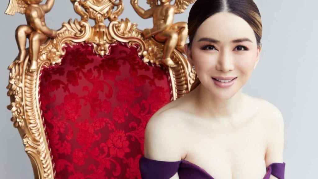 Anne Jakapong Jakrajutatip Anne Jakapong Jakrajutatip