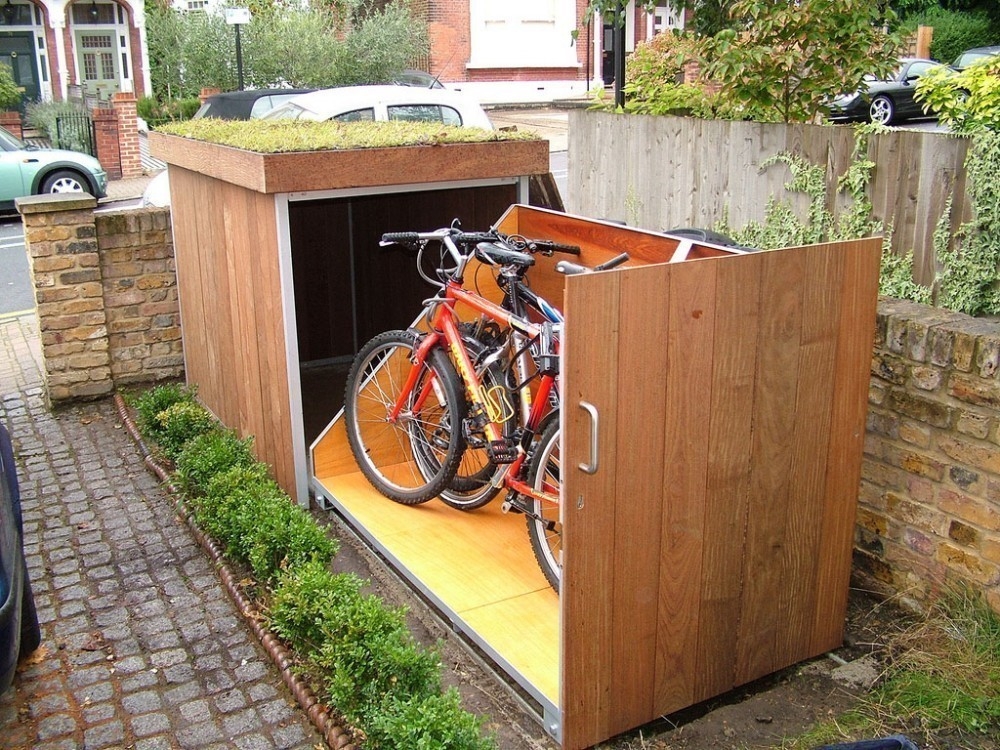 Húmedo Unión reputación Cómo construir un garaje para bicicletas con techo verde | Bioguia