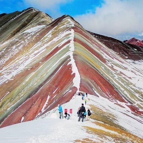 montañas con nieve montañas con nieve