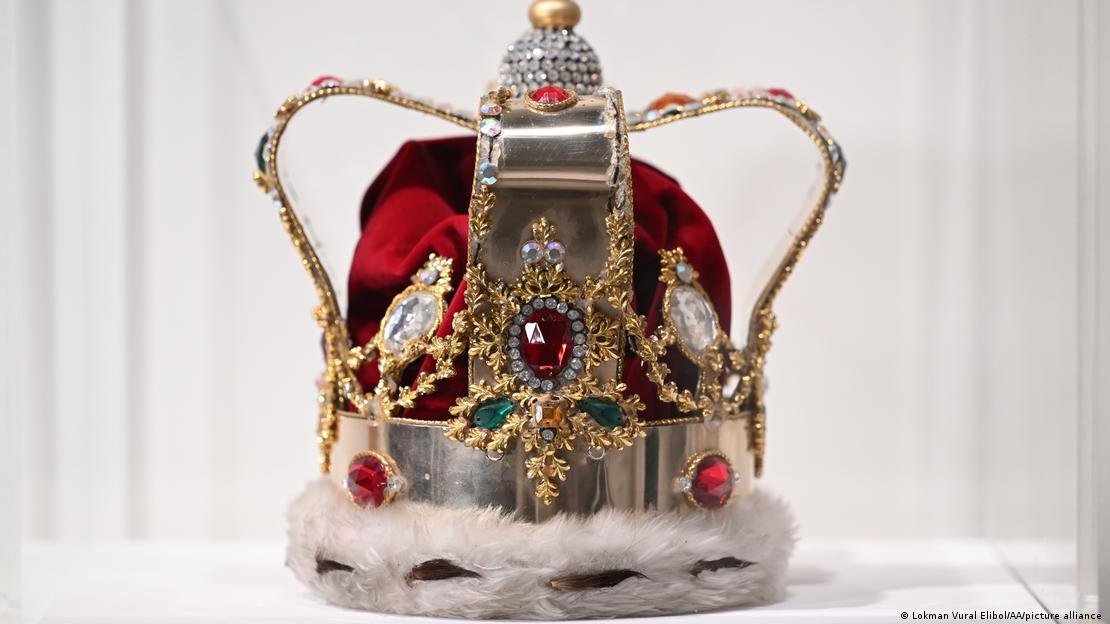 La corona que usó Mercury en los años ochenta. La corona que usó Mercury en los años ochenta.