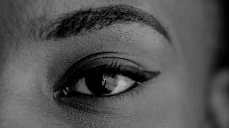 porque me late el ojo izquierdo porque me late el ojo izquierdo