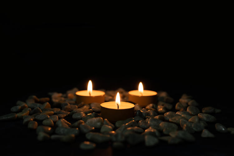 velas aromáticas AdobeStock_300952228